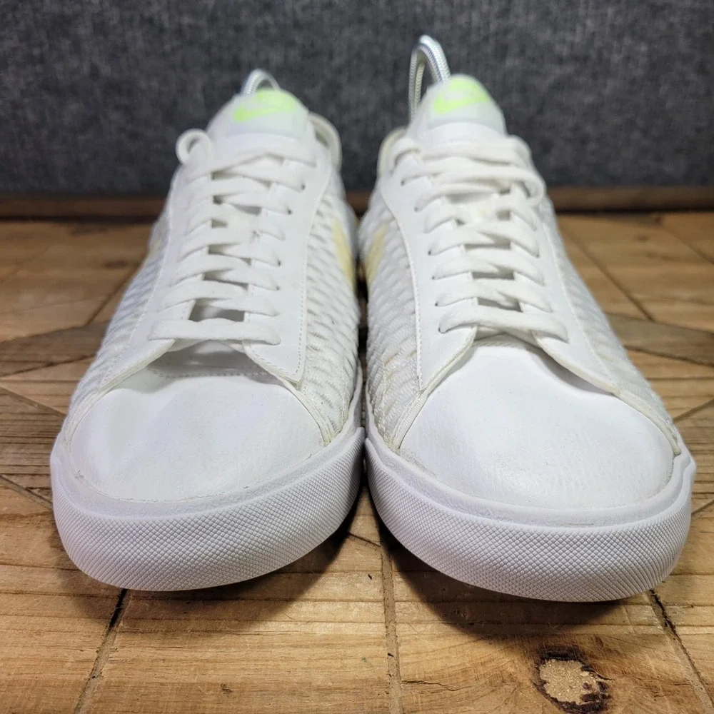 VTG Nike Tennis Classic AC 11.5 Mens Mesh Woven White‎ Gold 377812-113 Shoes